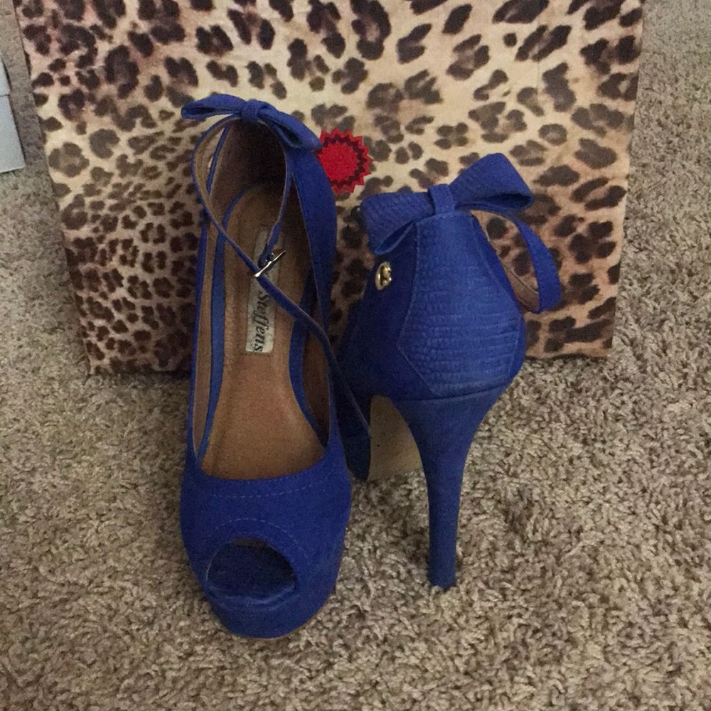 Royal blue shoes